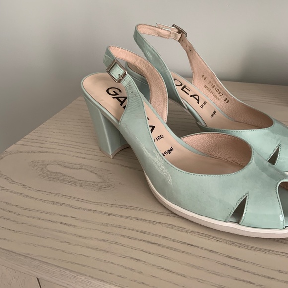 GADEA by Lodi Sandals - Picture 1 of 4